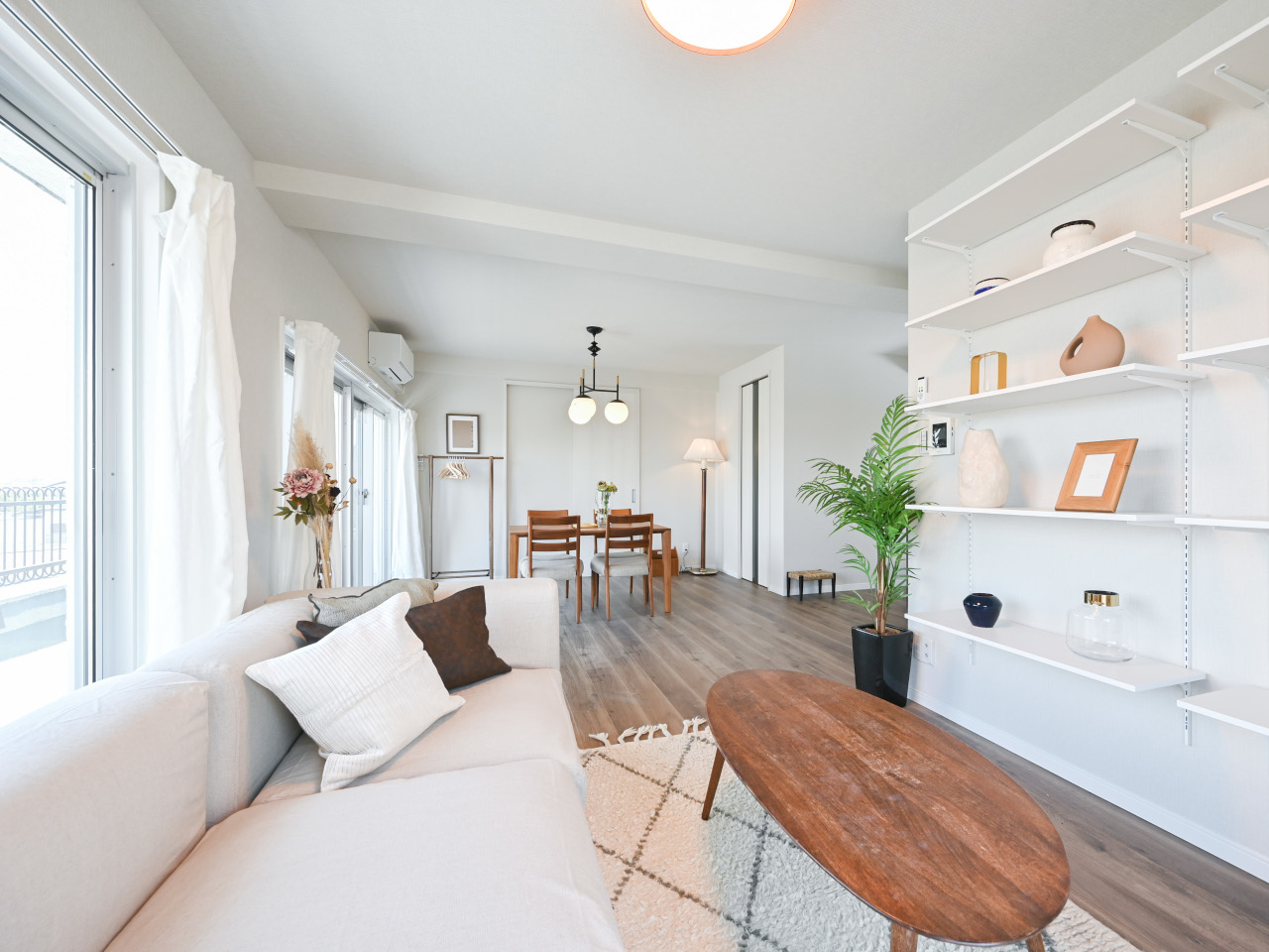 ソファ側からリビング(5/5)