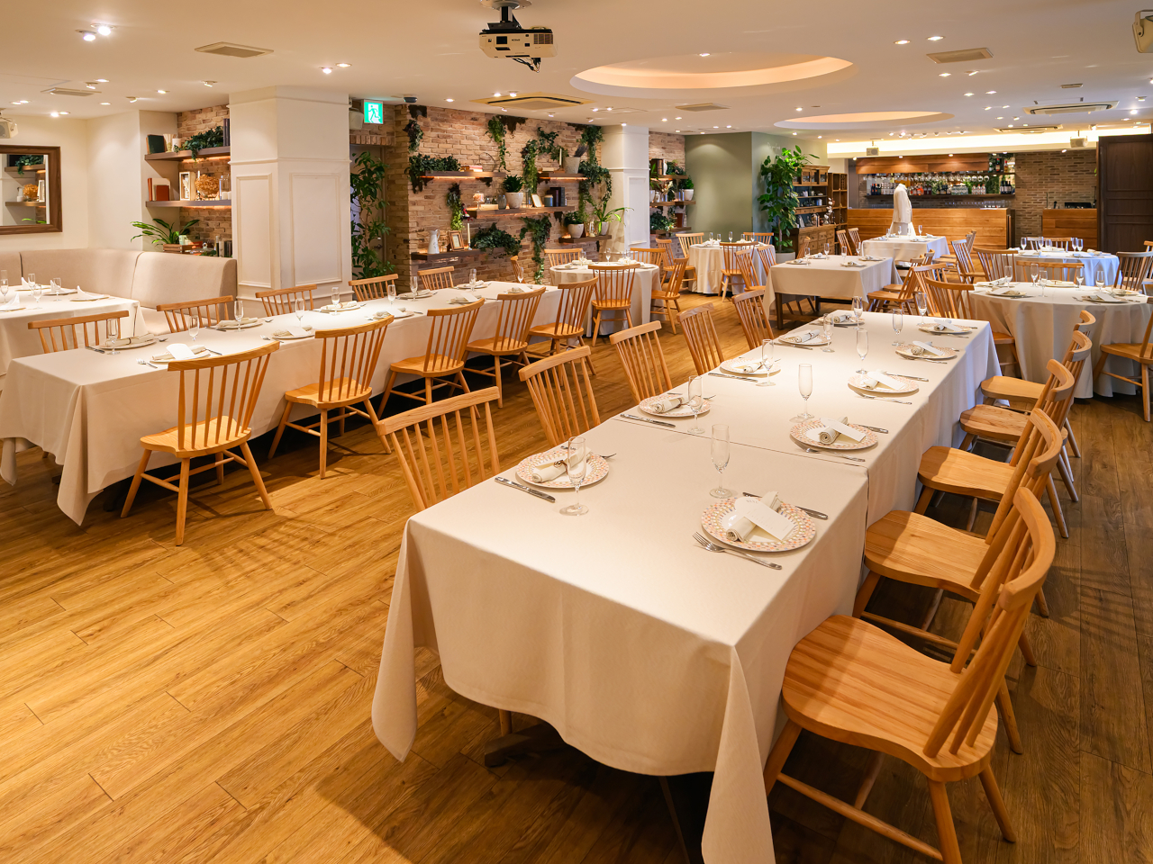 カフェ アクイーユ＆エレガンテヴィータ