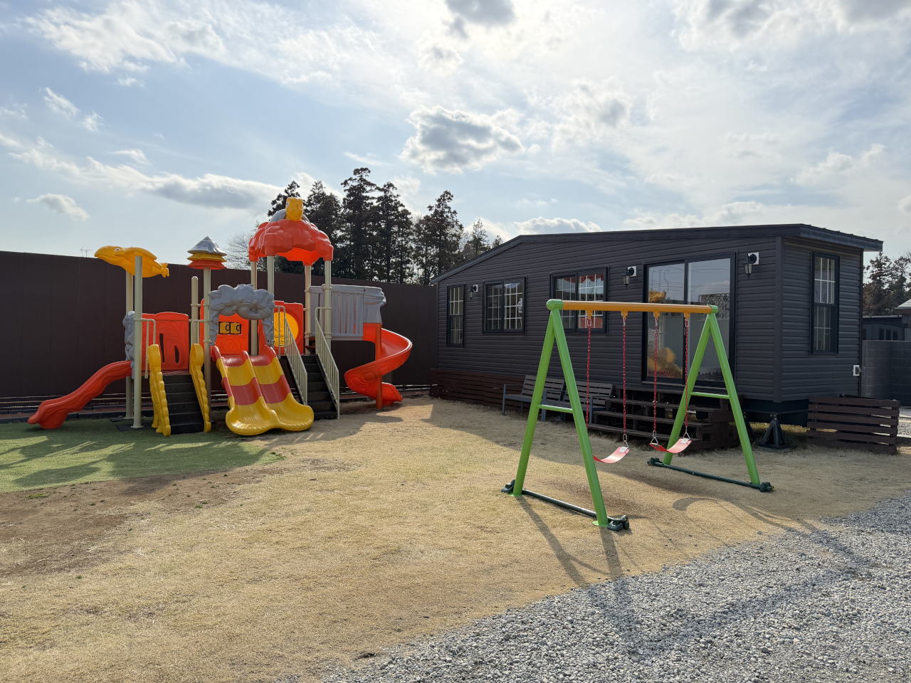 キャンプ&BBQ場　シェルターベース鎌ケ谷