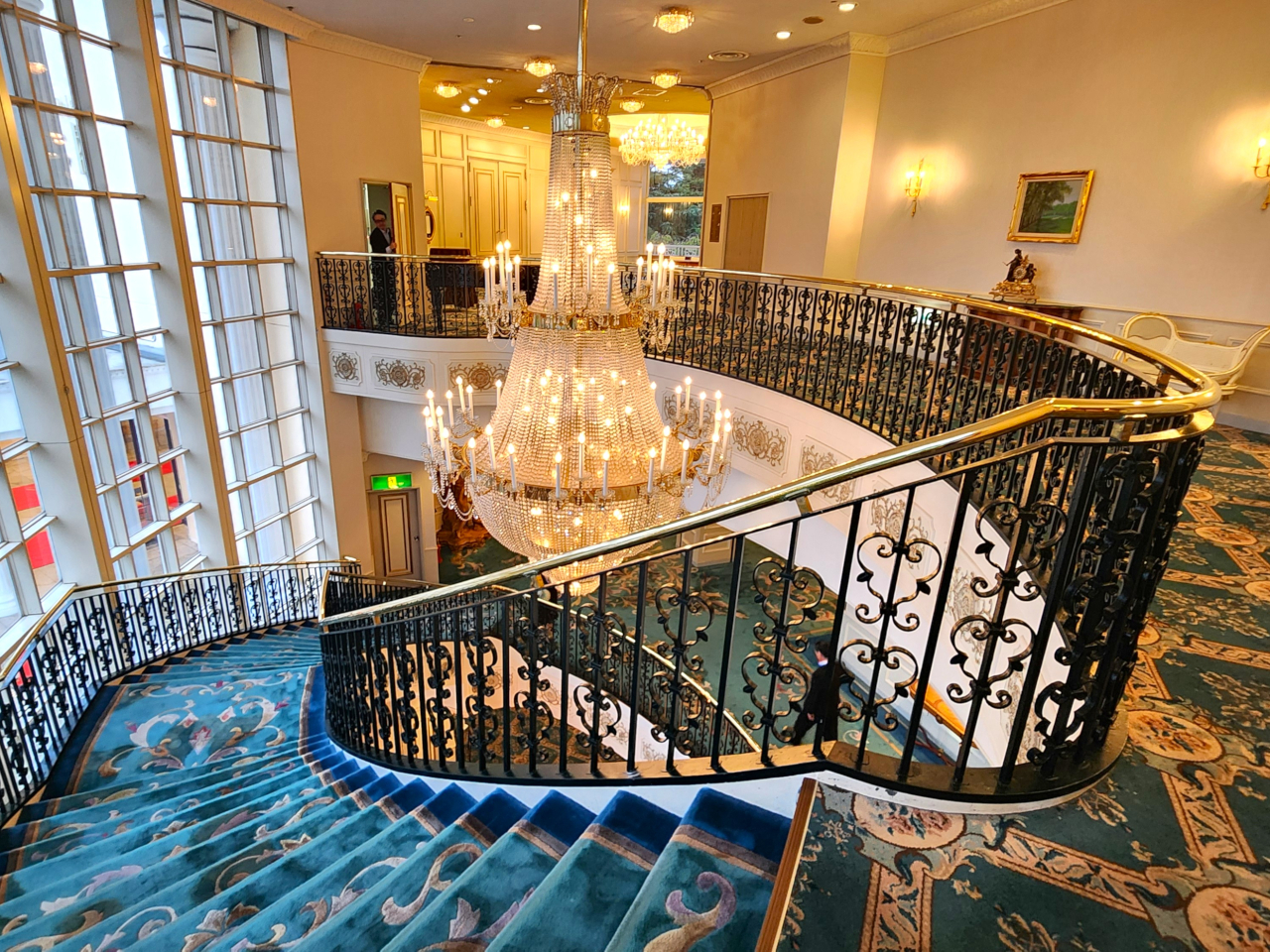 Royal Garden Palace  柏 日本閣