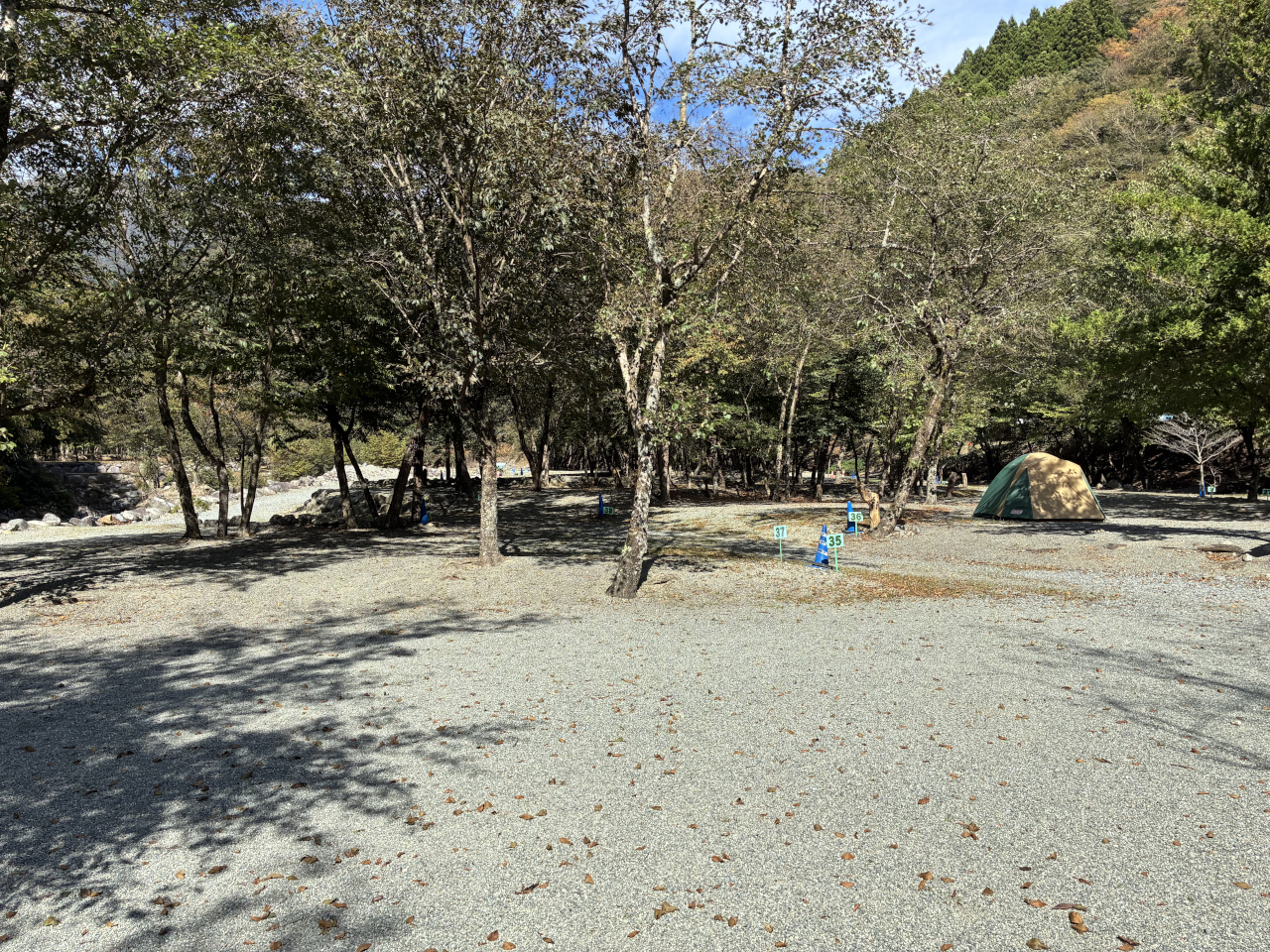 西丹沢 山と川のキャンプ場（バウアーハウスジャパン）